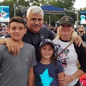 Meet your Posher, Jeannette